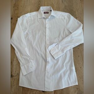 Soul of London Men's white fitted dress shirt M